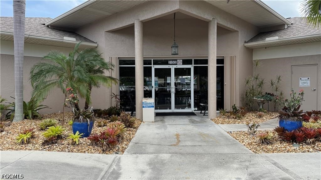 10700 Aqua Surf CT