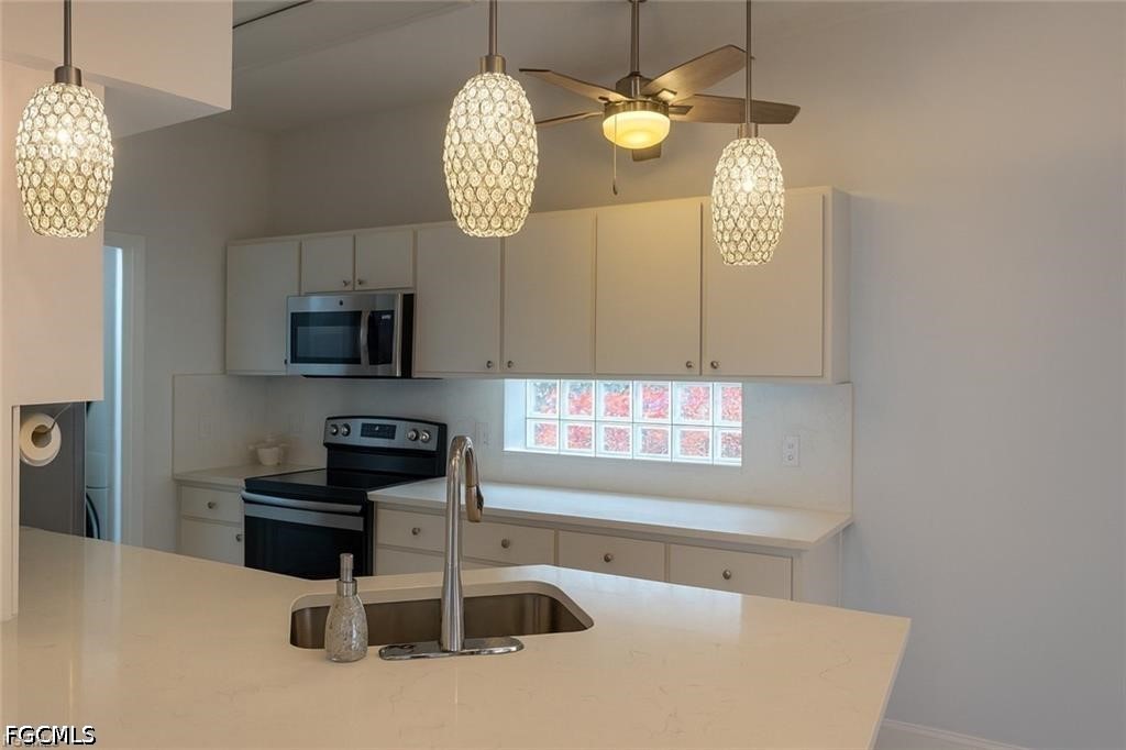 10700 Aqua Surf CT
