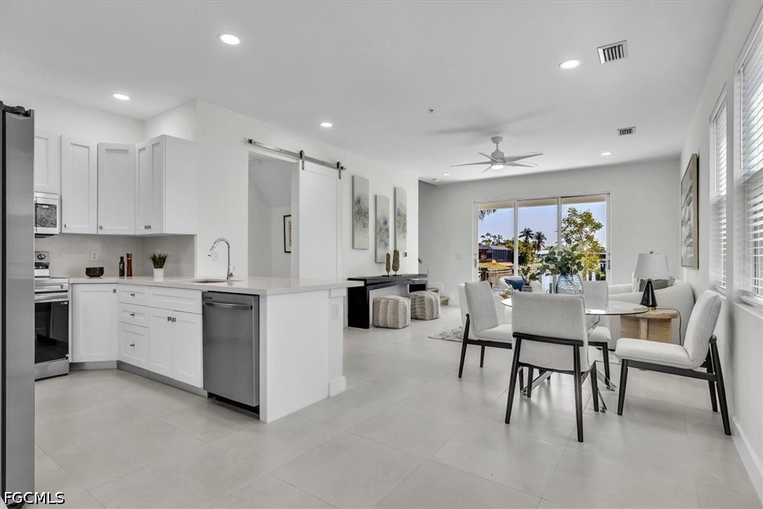 3527 Country Club BLVD