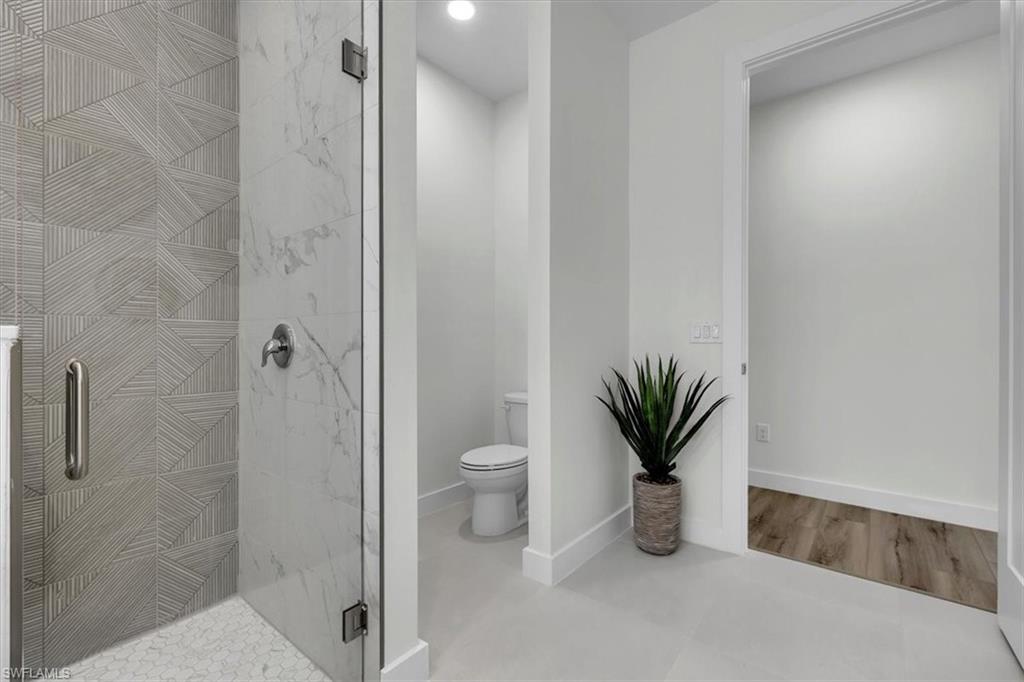 3527 Country Club BLVD