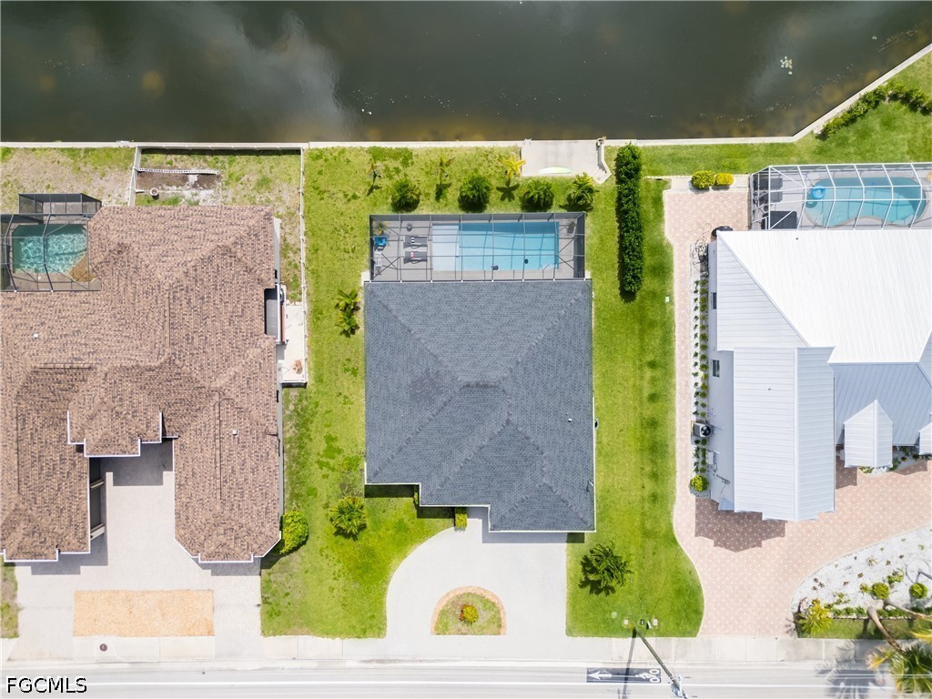 2207 Surfside BLVD