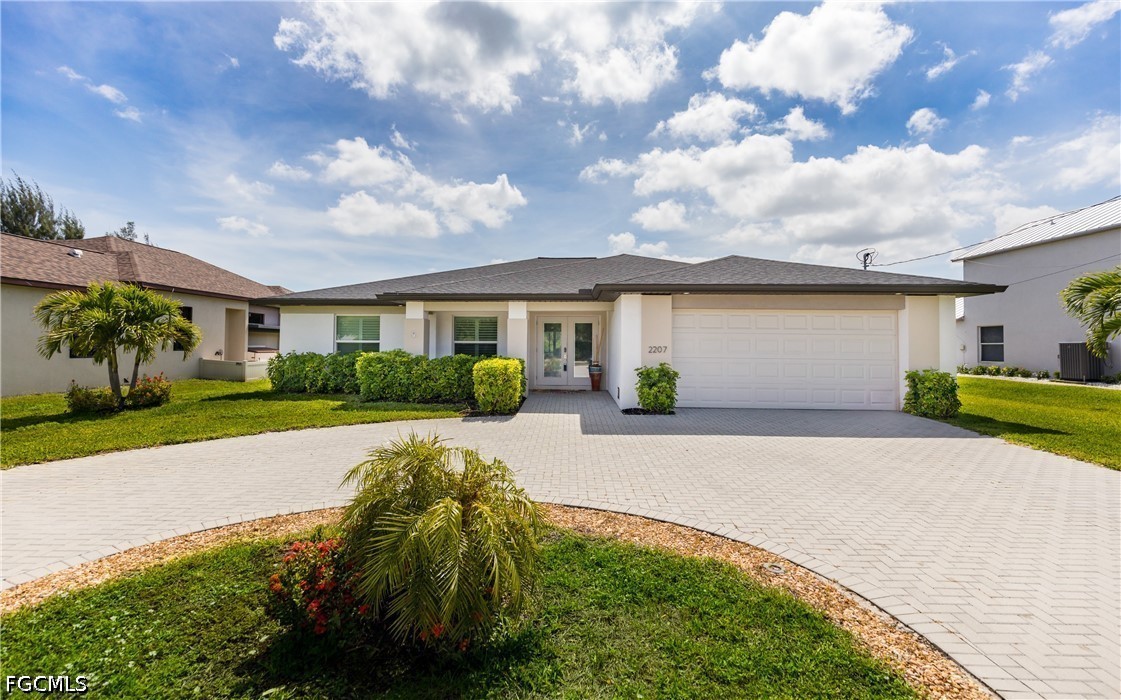 2207 Surfside BLVD