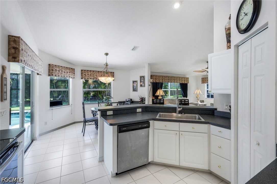 2725 SW 46th TER