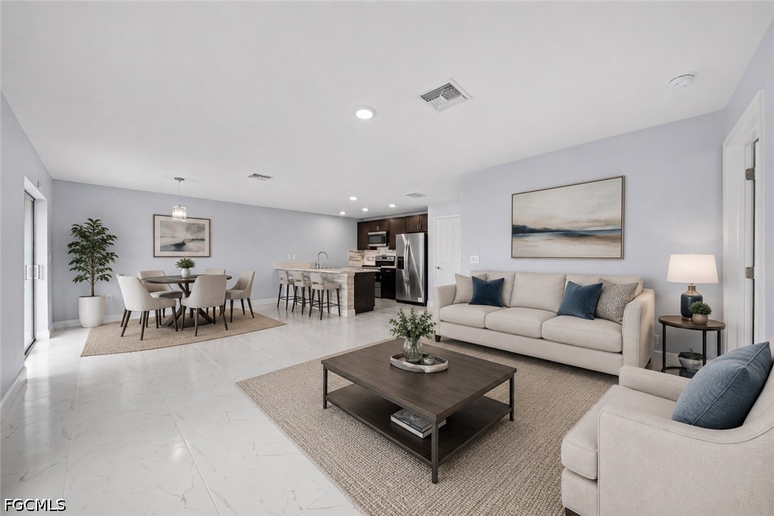 10535 Crossback LN