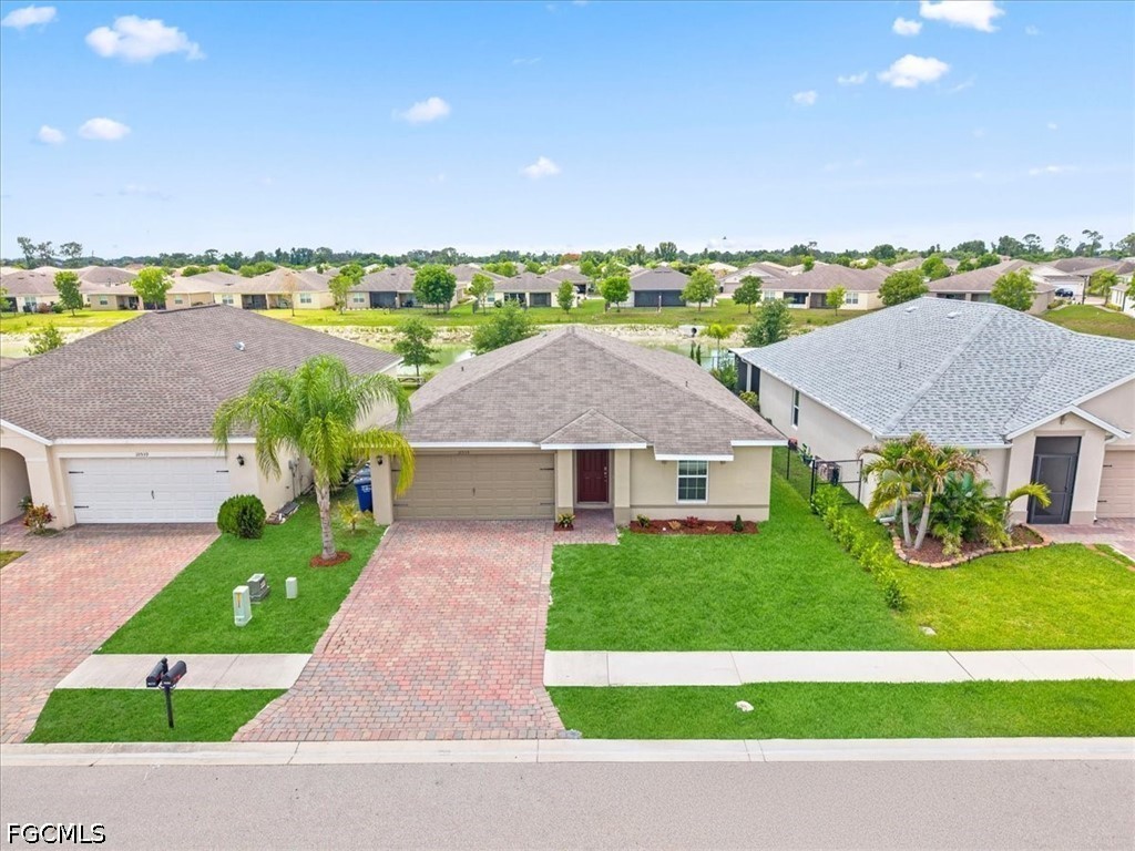 10535 Crossback LN