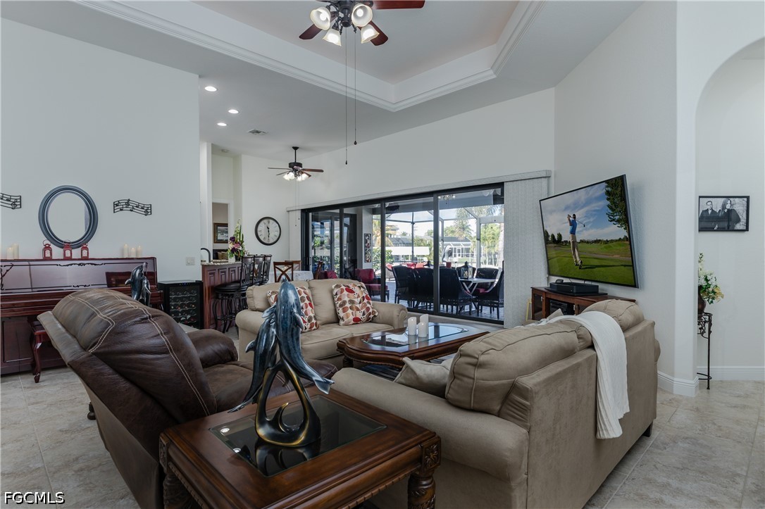 1525 SW 57th TER