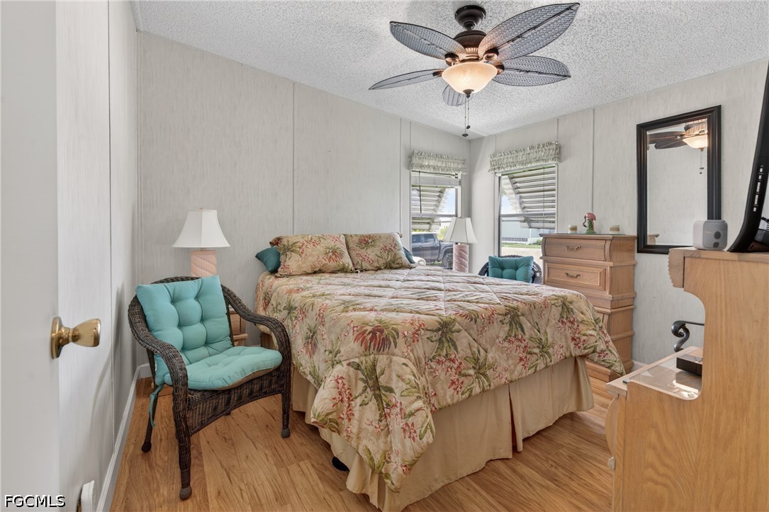14527 Paul Revere LOOP