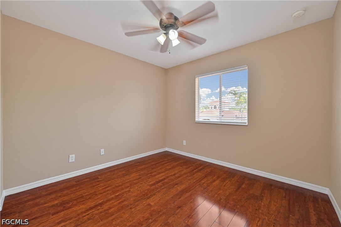 9797 Roundstone CIR