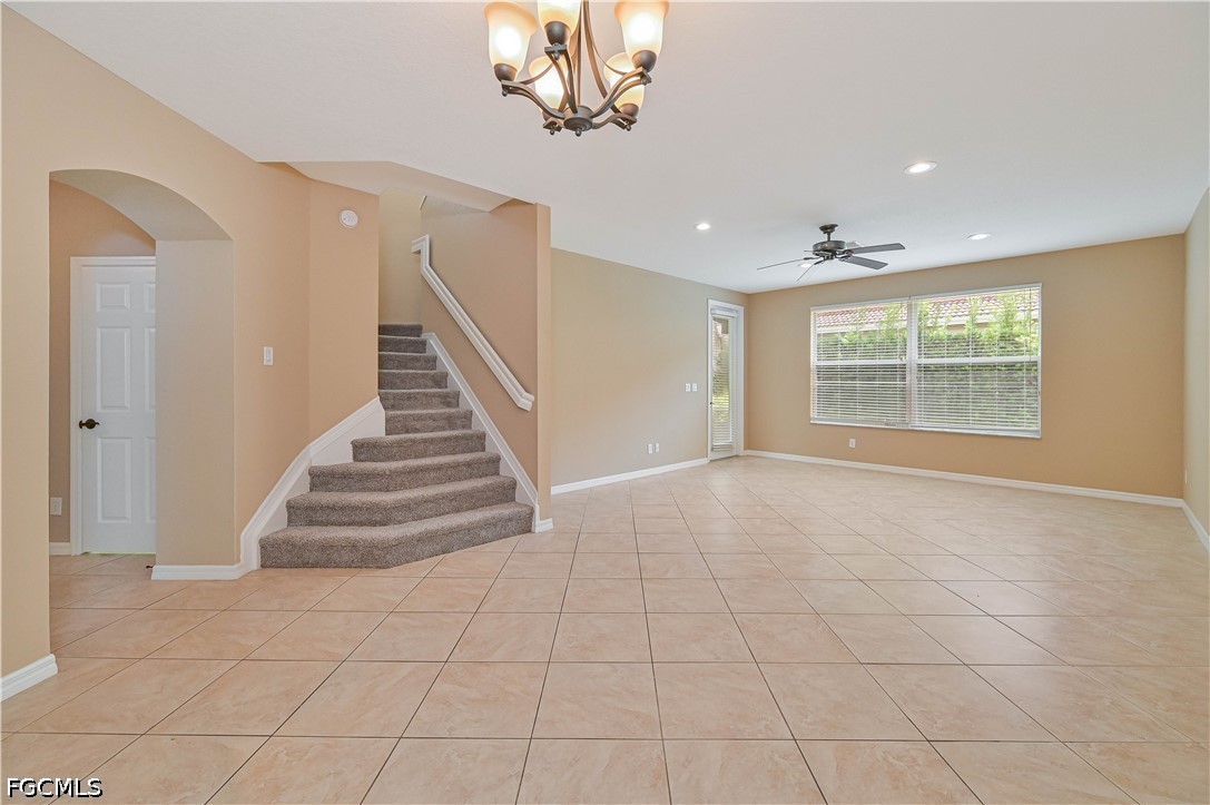9797 Roundstone CIR