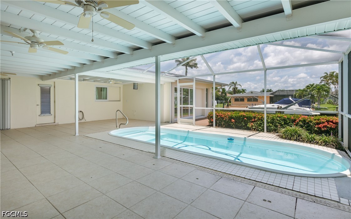 5609 De Soto CT