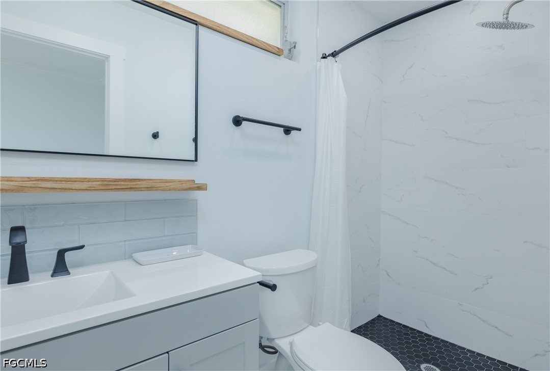 5609 De Soto CT