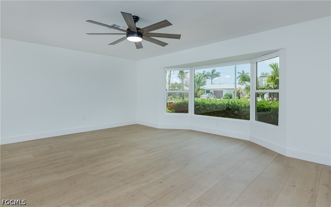 5609 De Soto CT