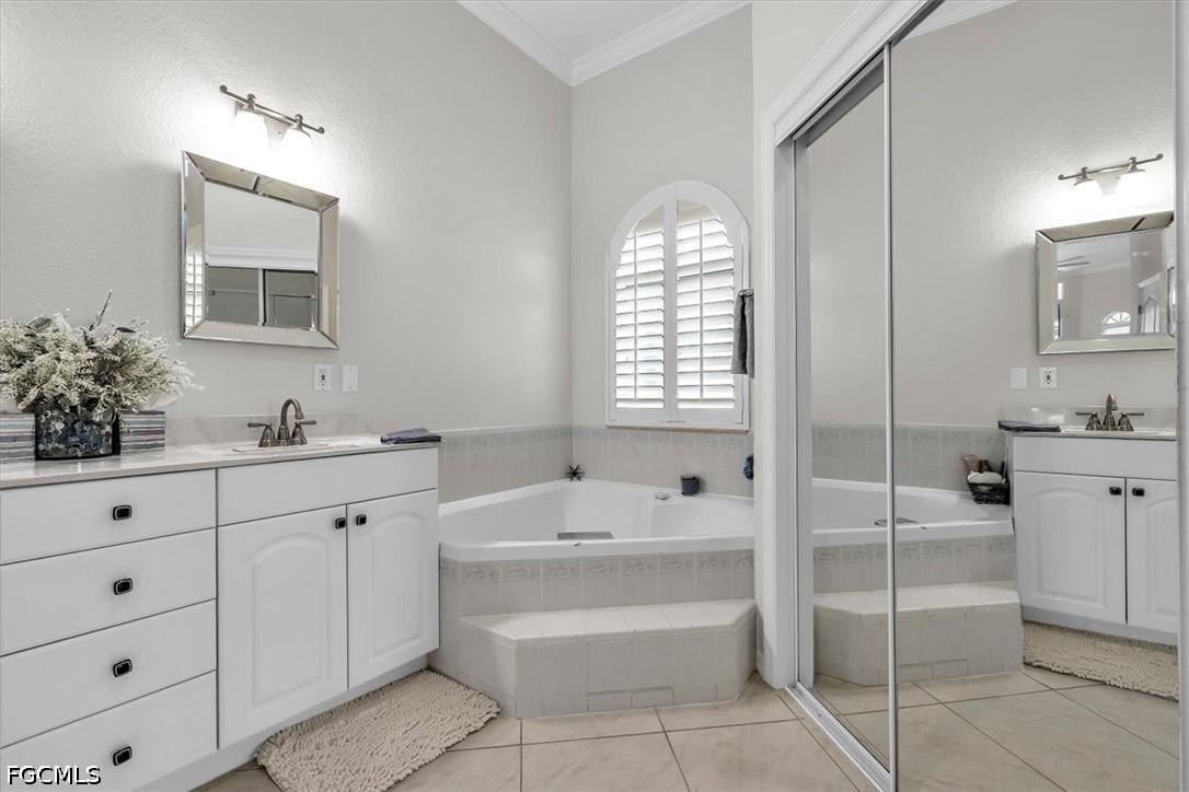1716 SW 50th TER