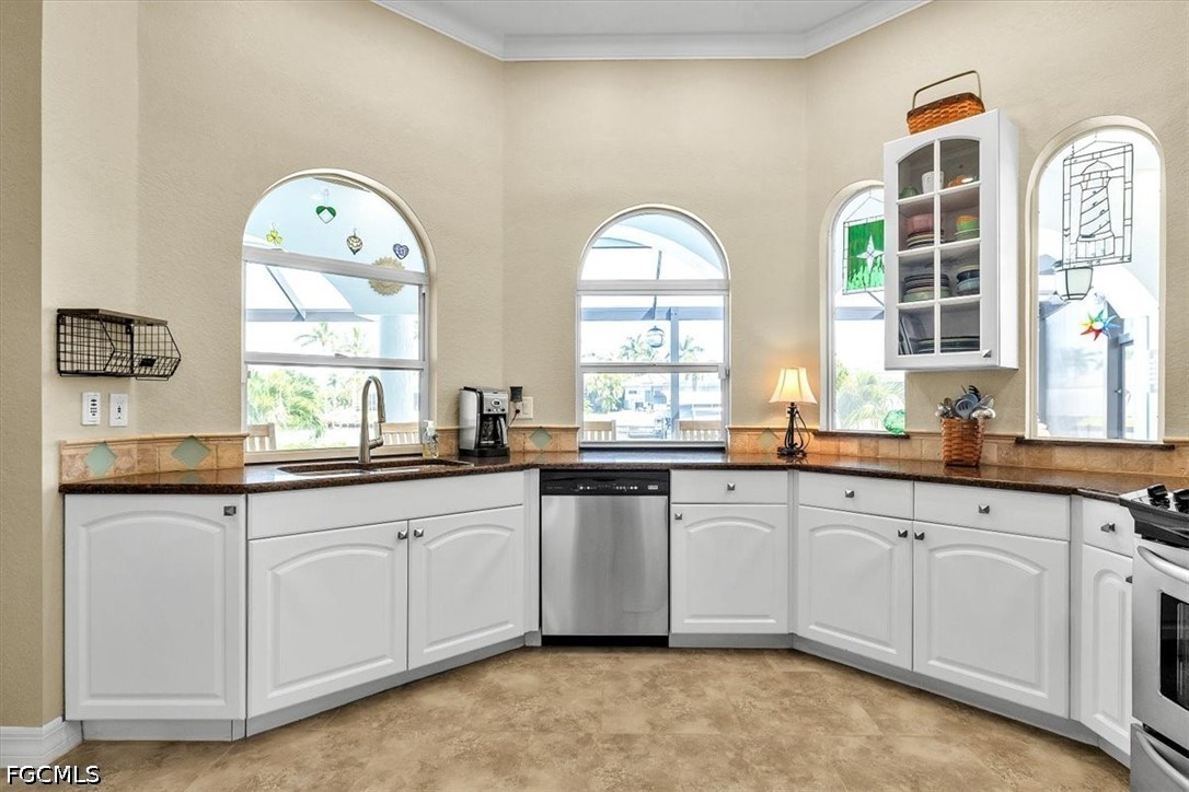 1716 SW 50th TER