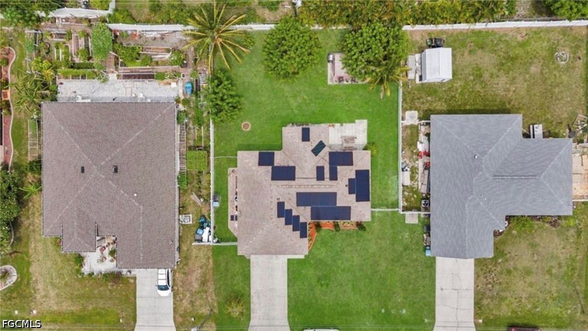 221 NE 23rd AVE
