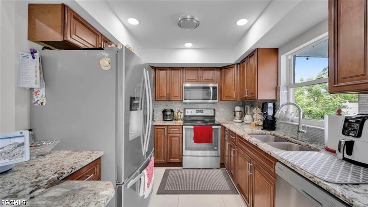 221 NE 23rd AVE