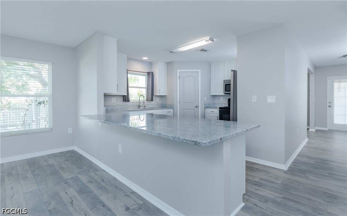 1916 SW 12th TER