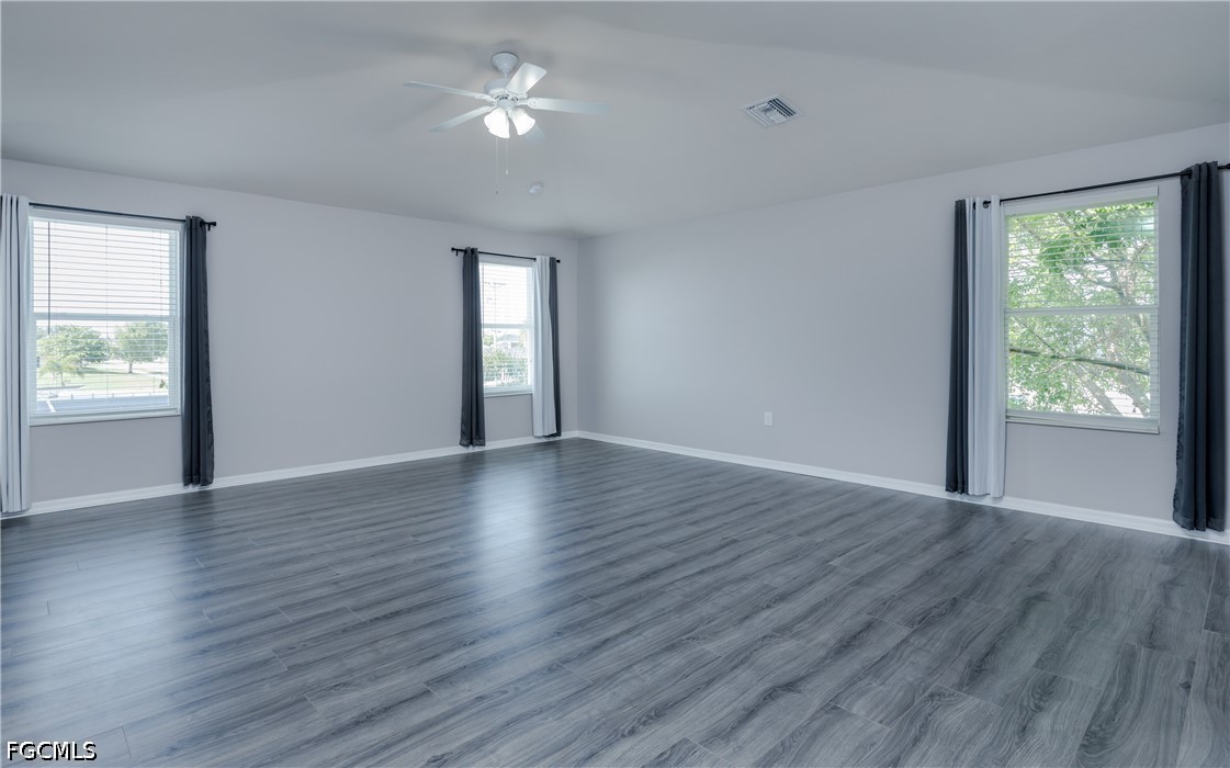 1916 SW 12th TER