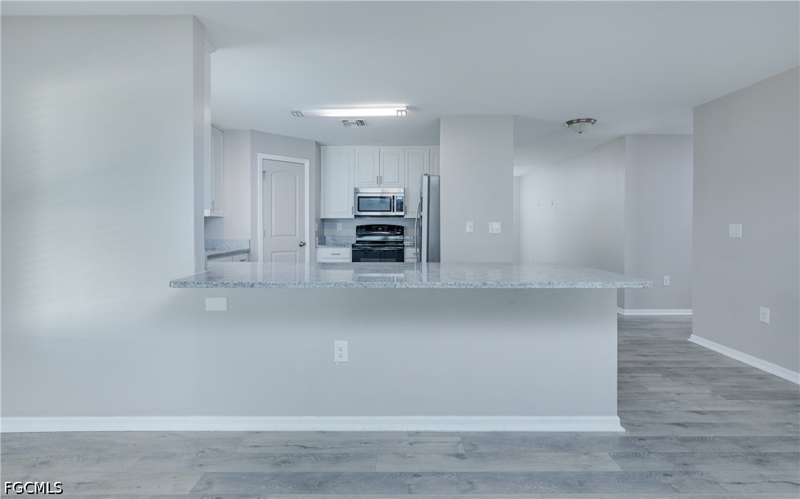 1916 SW 12th TER