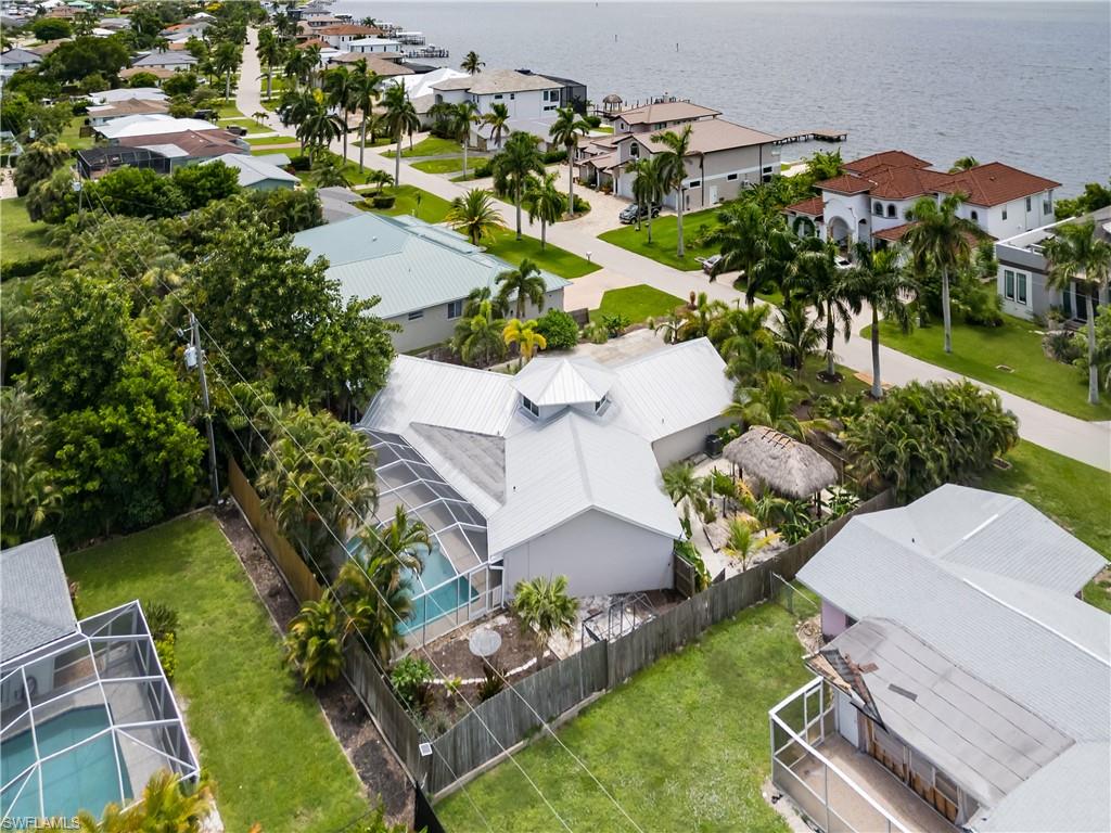 529 Coral DR