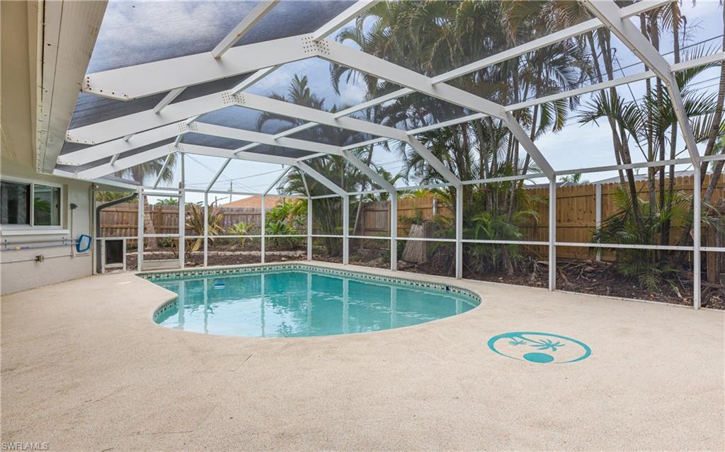 529 Coral DR