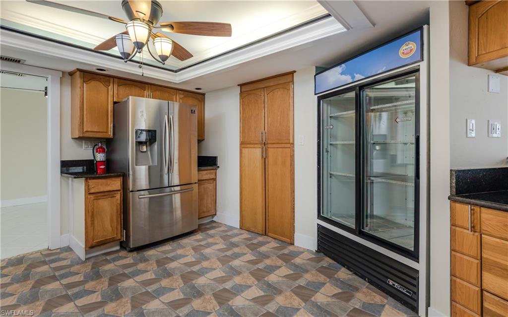 529 Coral DR