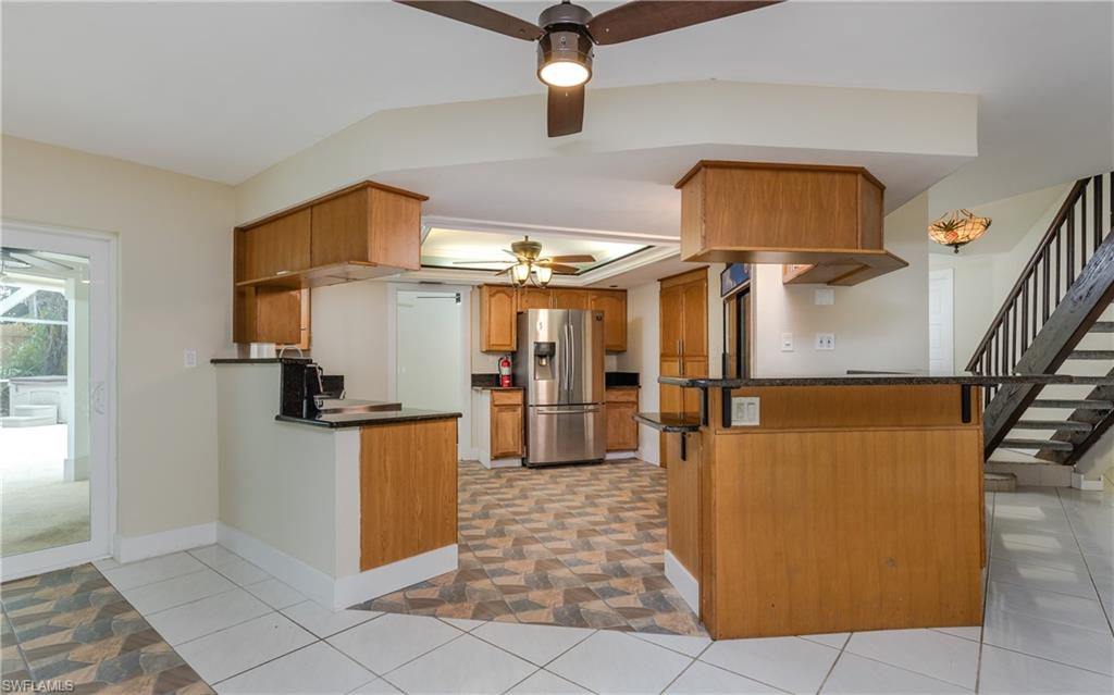 529 Coral DR