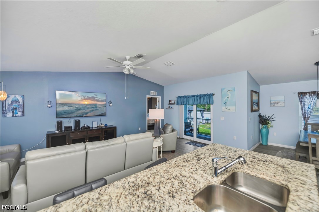 7081 BRAZIL CIR