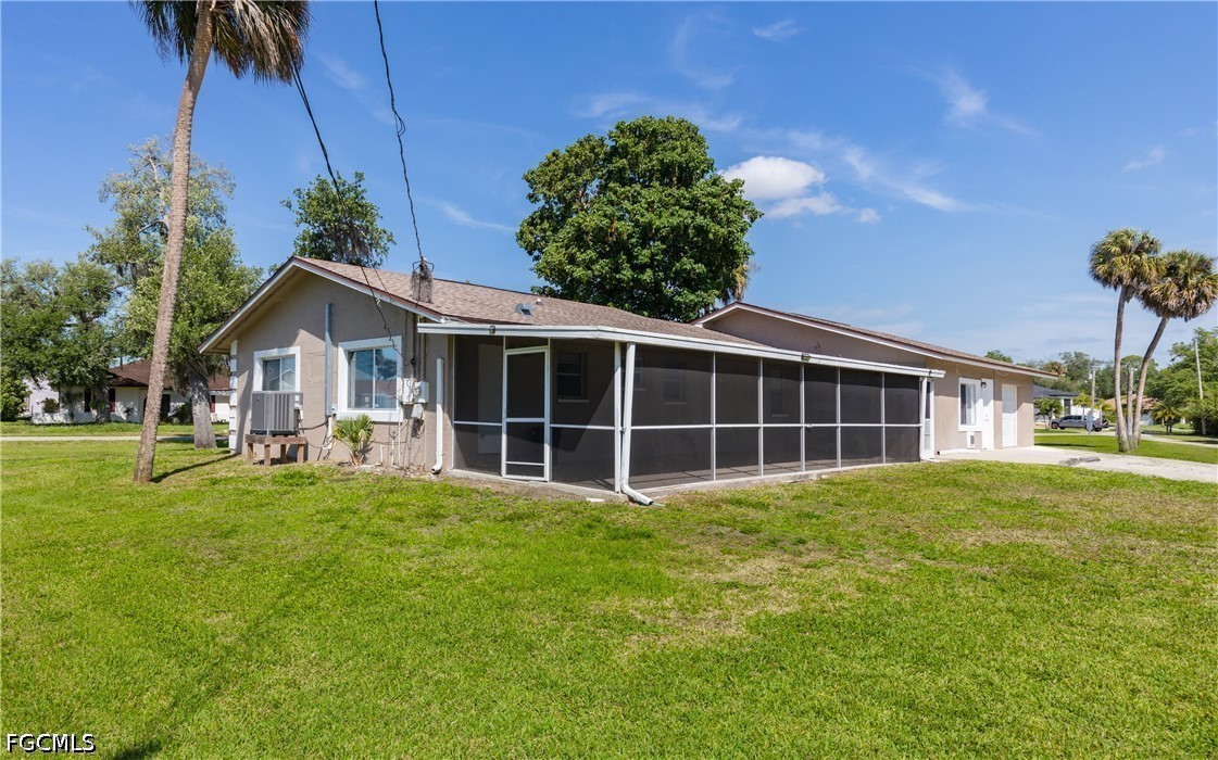 1818/1822 Stevenson RD