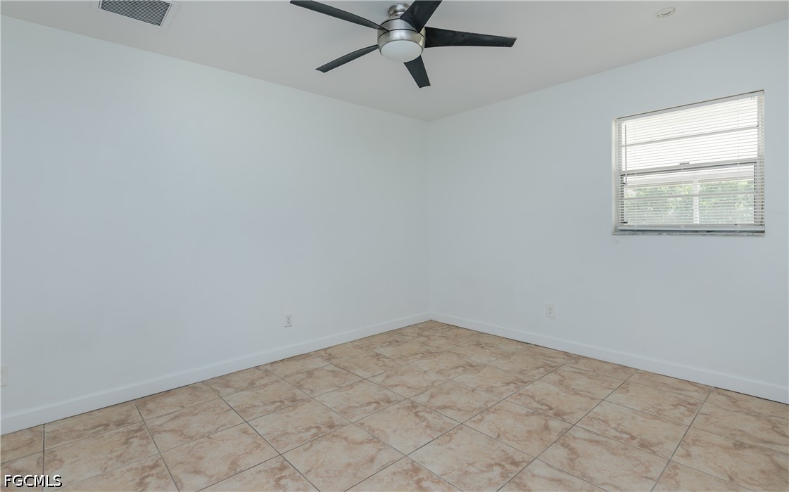 1818/1822 Stevenson RD