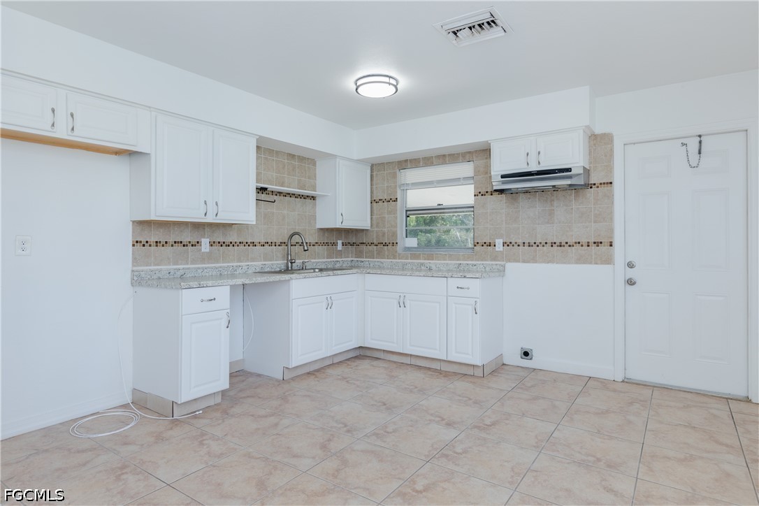 1818/1822 Stevenson RD