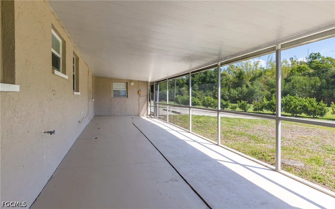 1818/1822 Stevenson RD