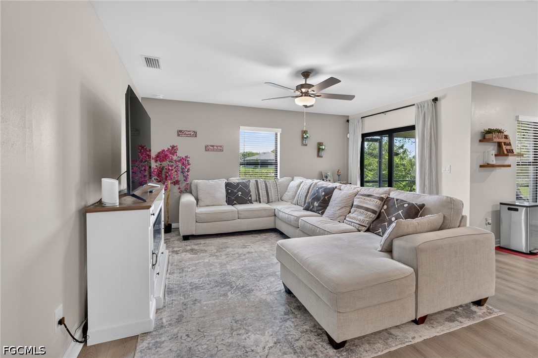 849 Sea Urchin CIR