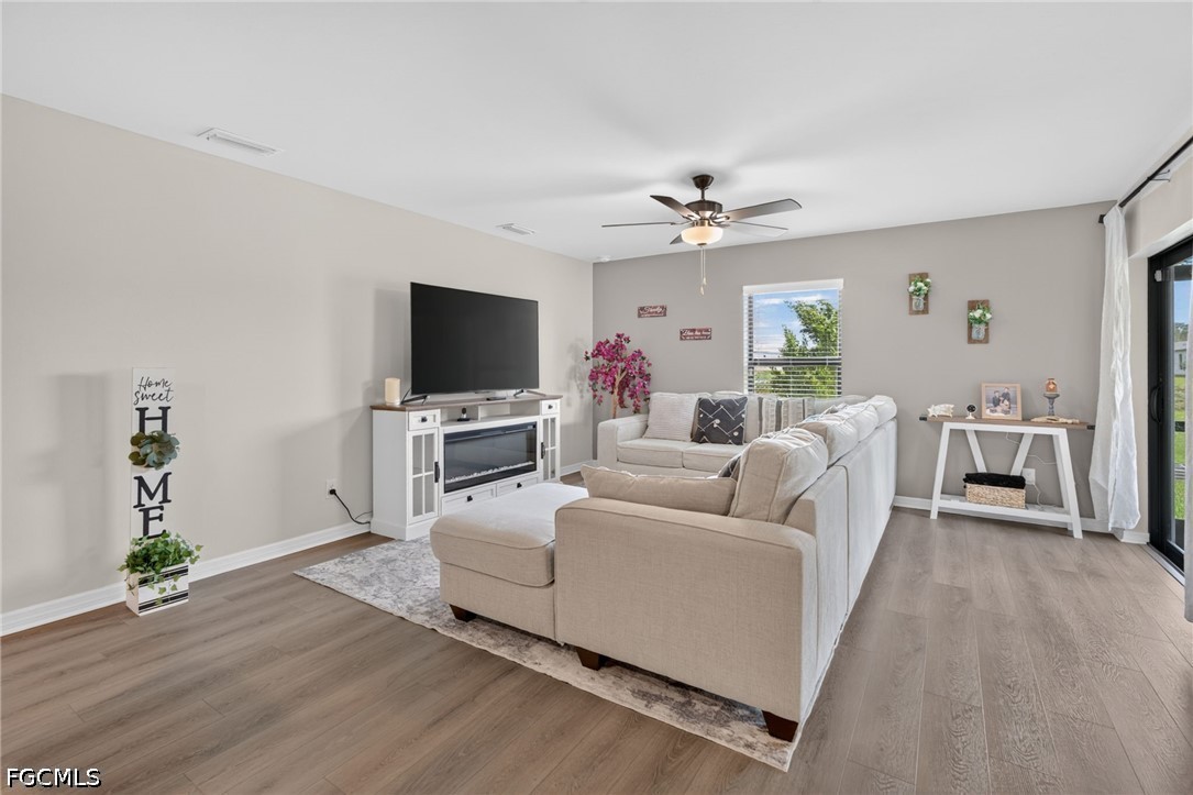 849 Sea Urchin CIR