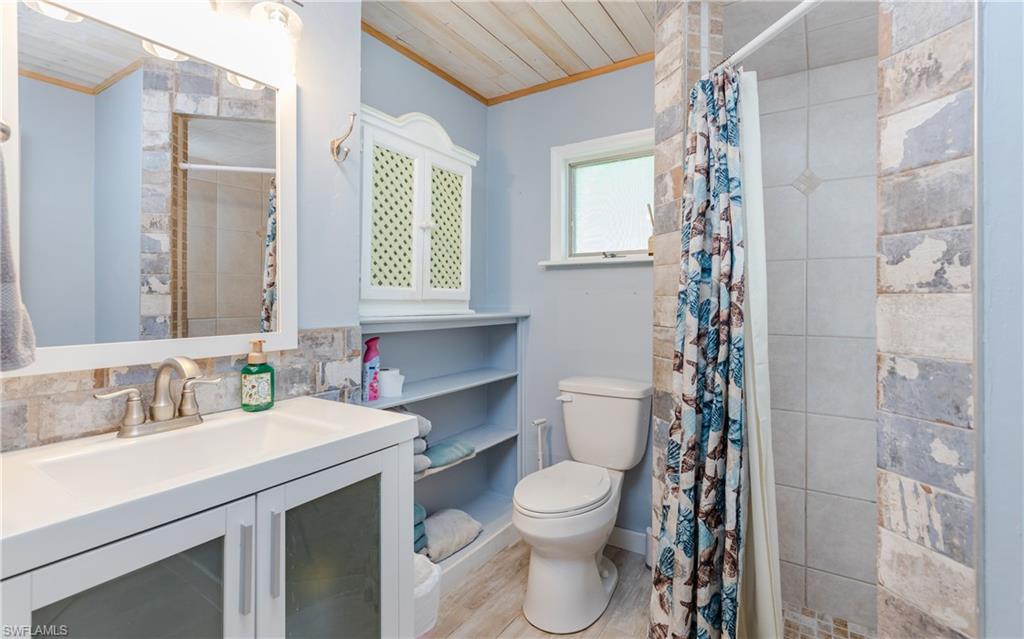 5243 Sunnybrook CT