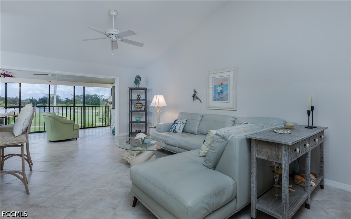 5825 Trailwinds DR 425