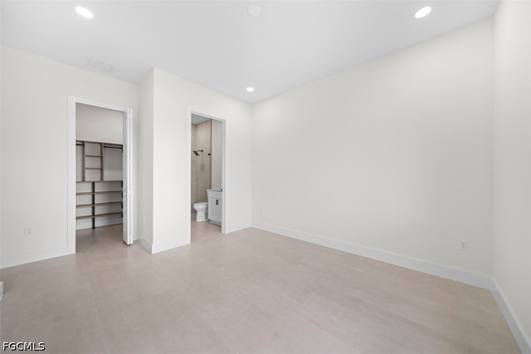 29 SW Trafalgar PKWY
