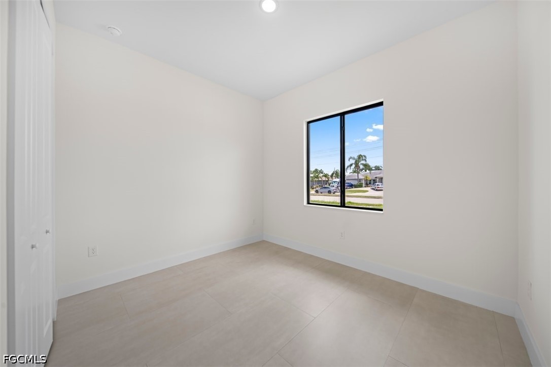 29 SW Trafalgar PKWY
