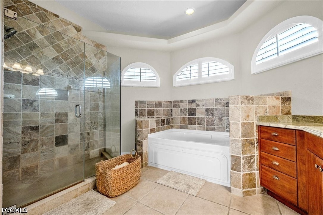 2909 SW 38th ST