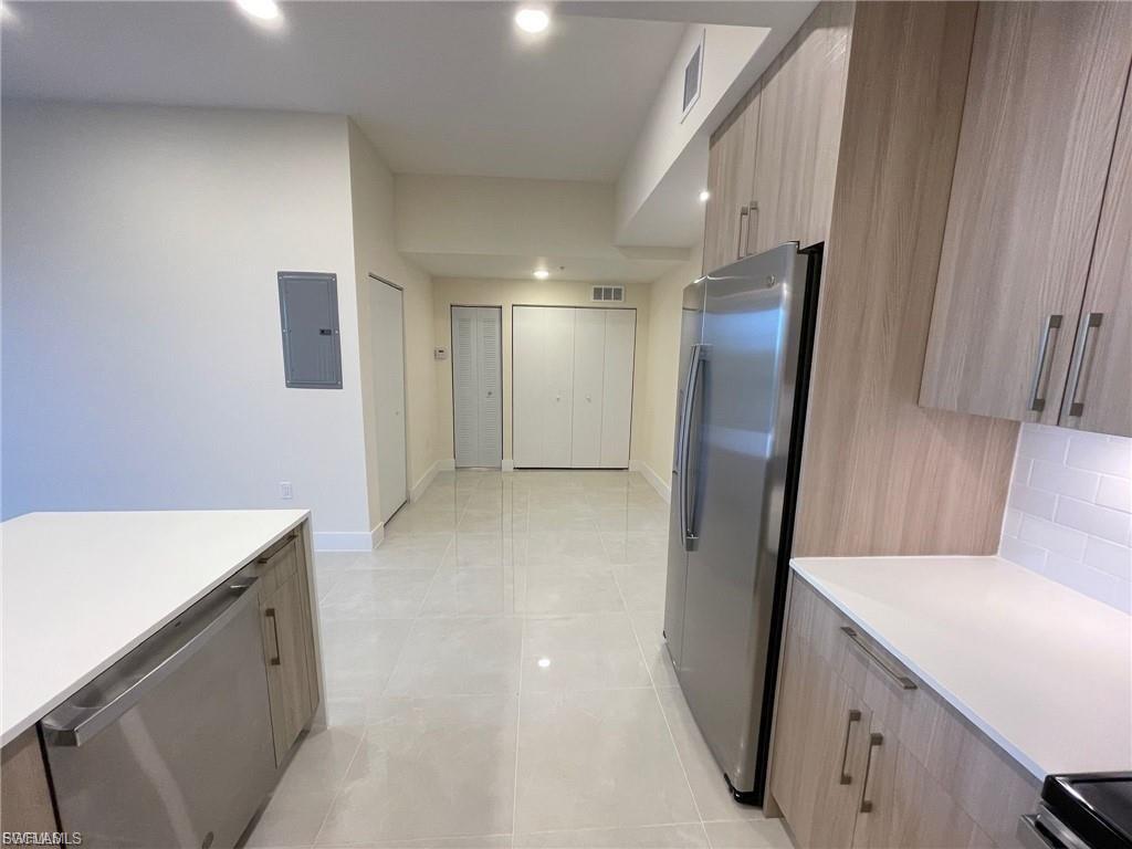 26610 Rosewood Pointe DR C-203