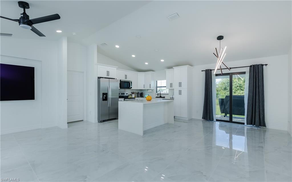 416 NW 25th AVE