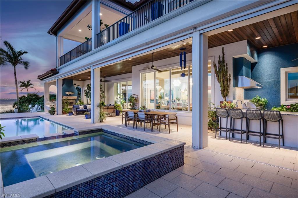 911 Aqua LN
