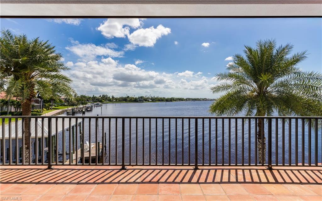 911 Aqua LN