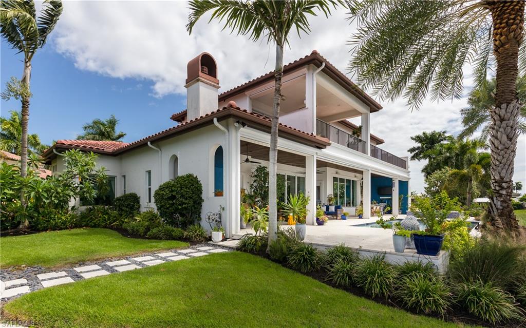 911 Aqua LN