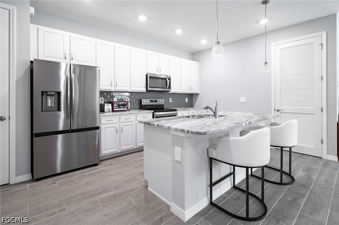 1127 S Town And River DR