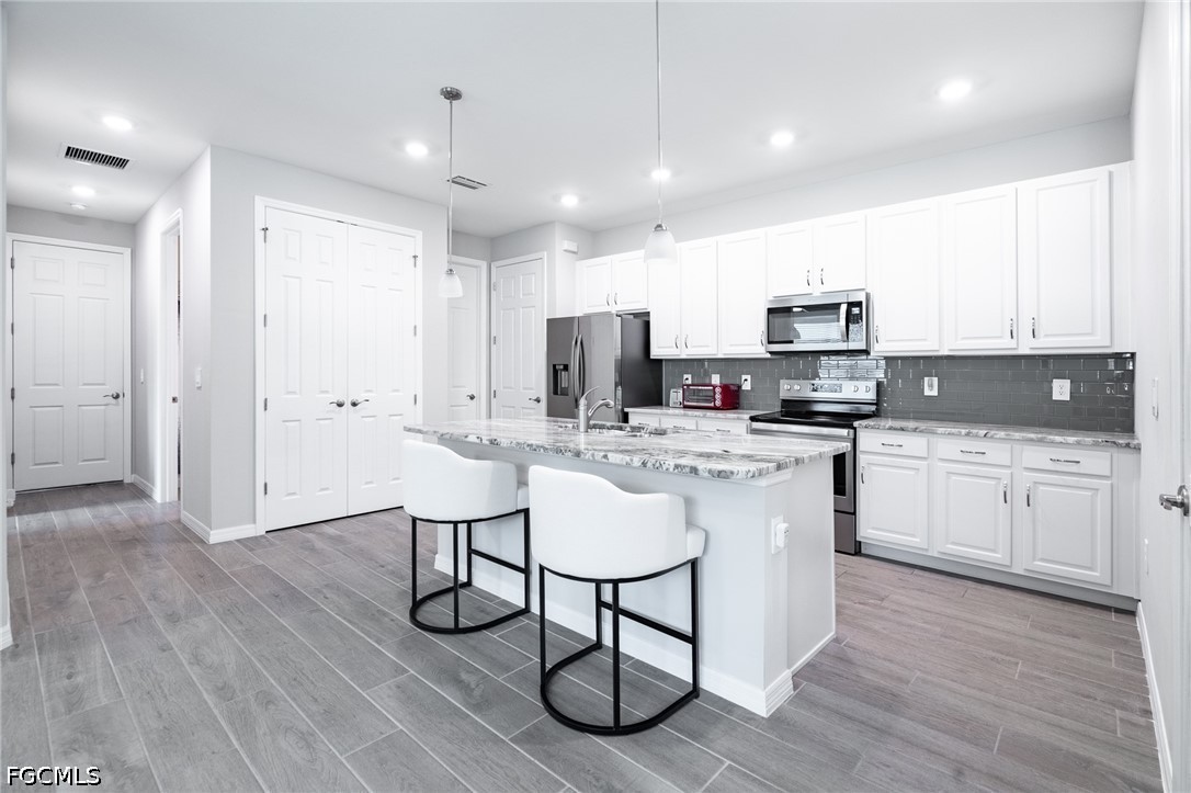 1127 S Town And River DR