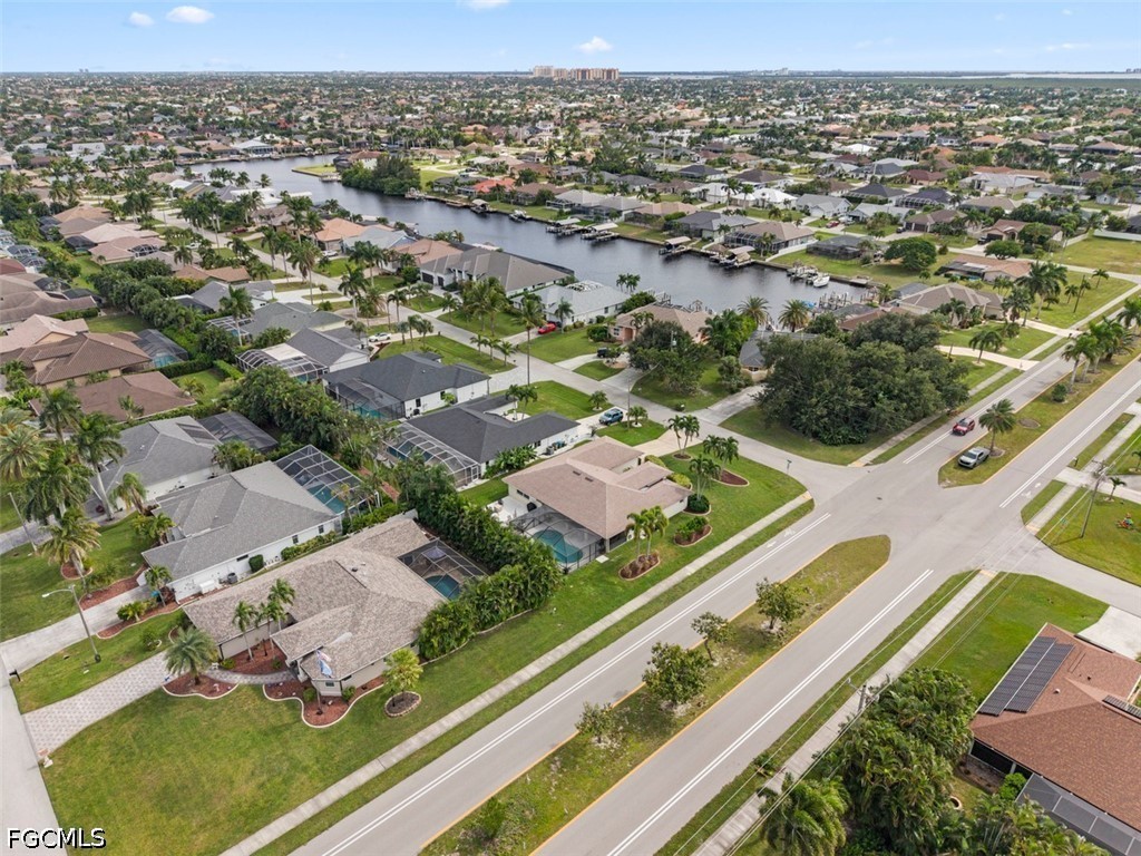 2725 SW 46th TER