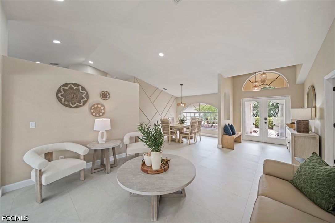 2725 SW 46th TER
