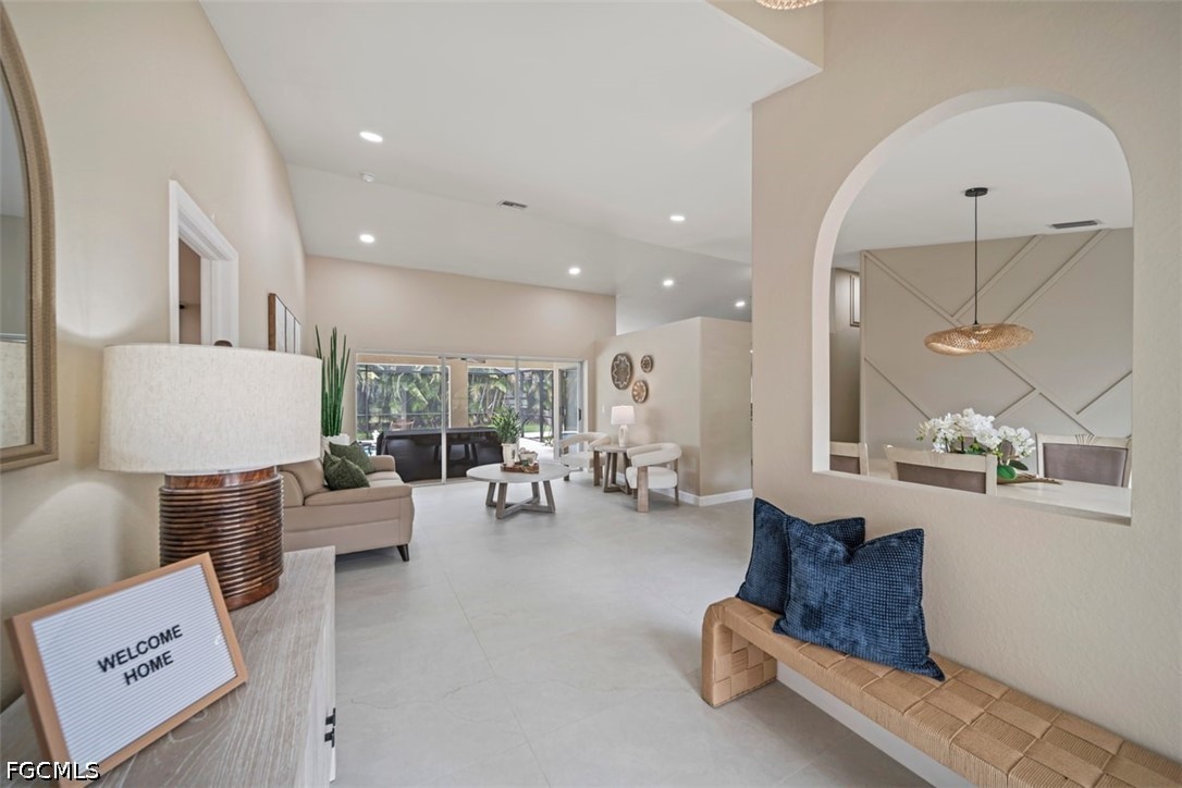2725 SW 46th TER