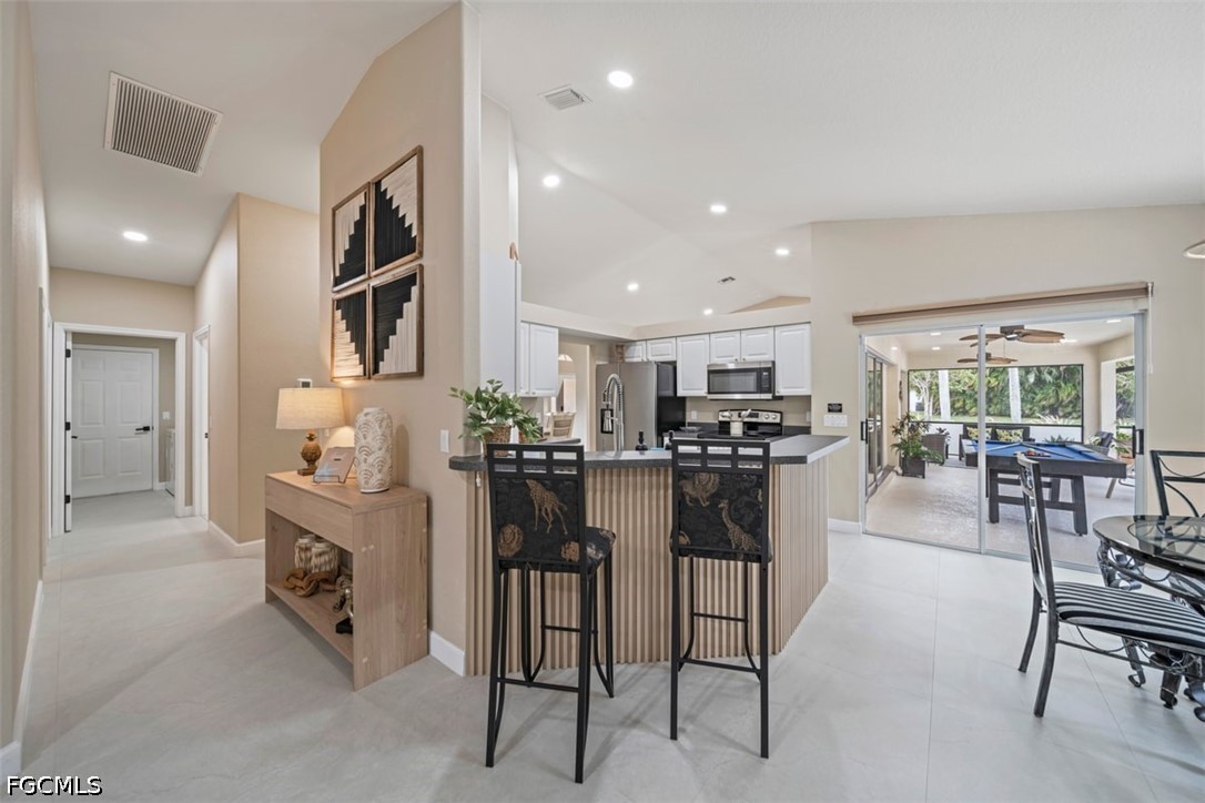 2725 SW 46th TER